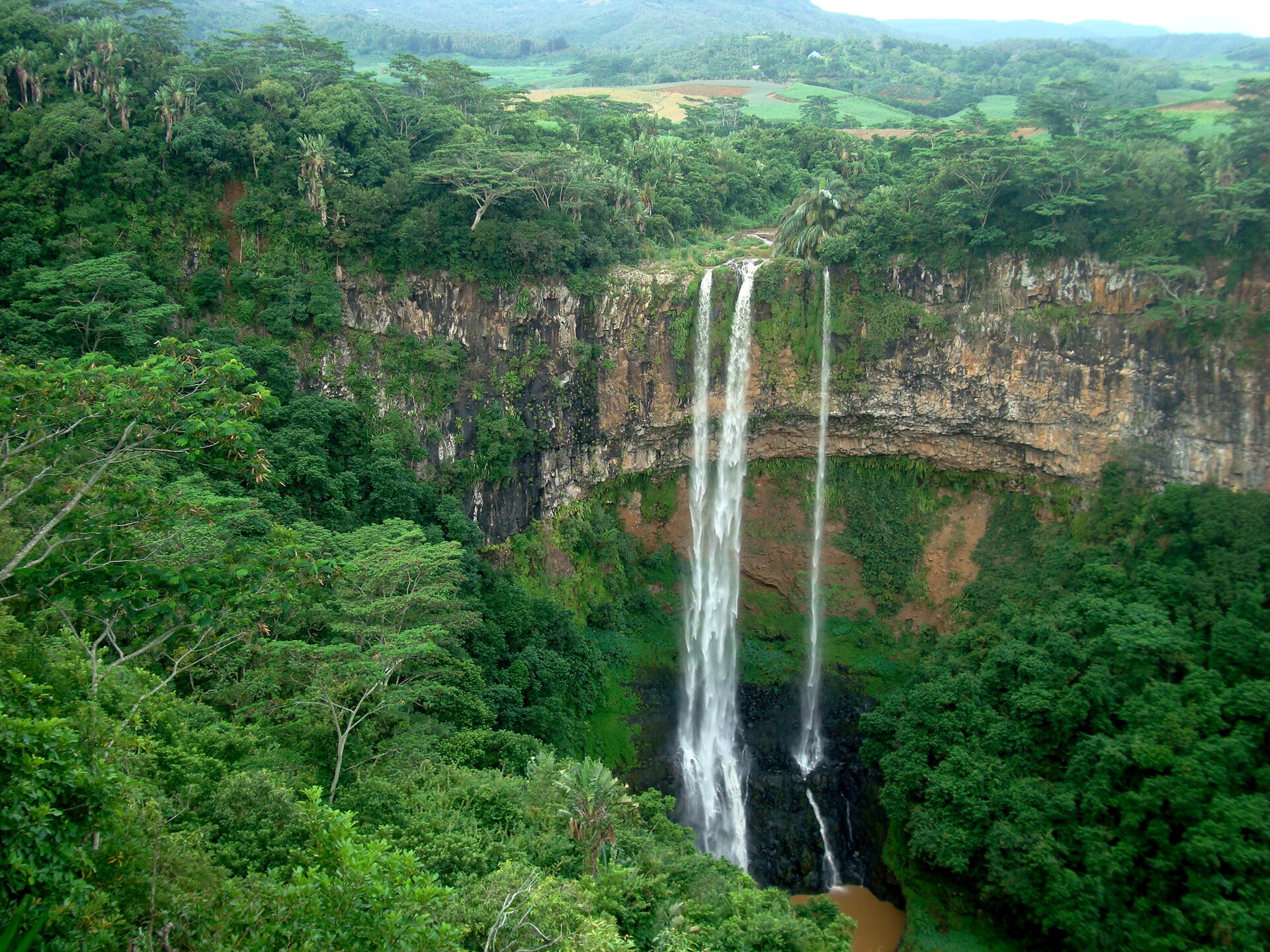 Chamarel Waterfall & 7 Coloured Earth